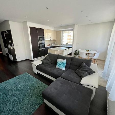 Апартаменты Big Forest Apartman Дебрецен Экстерьер фото
